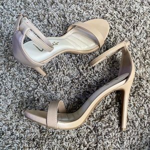 Nude Heels Women’s Shoes NWOT